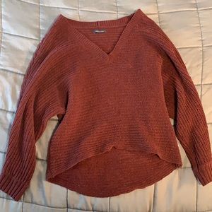 Burgundy slightly cropped sweater